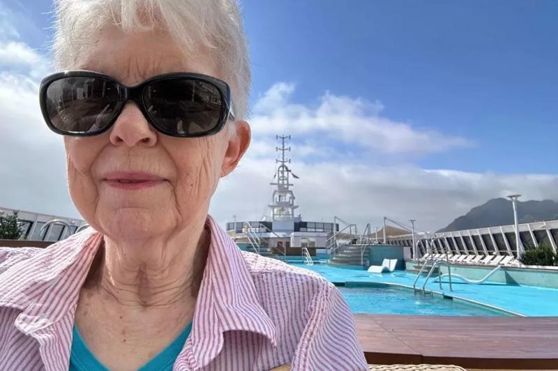 77-летняя американка продала все свое имущество, чтобы отправиться в «бесконечный круиз»