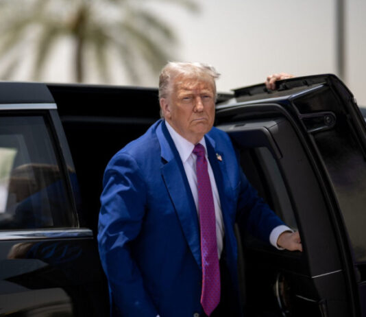 Бессент: Трамп возглавил Инвестиционный фонд реконструкции Украины