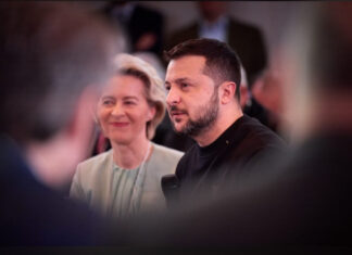 ЕК уволила переводчицу, которая делала заметки на встрече с Зеленским и могла работать на РФ