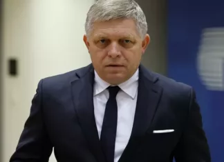 Фицо рассказал, что получит Словакия в обмен на поддержку санкций против России