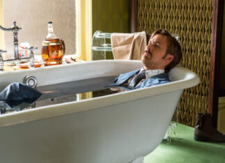 Гарантируют отдых и хорошее настроение: 3 смешные комедии для домашних выходных