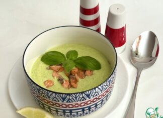 Холодный суп из цуккини и горошка