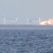 Хуситы демонстративно топят суда в Красном море | ФОТО