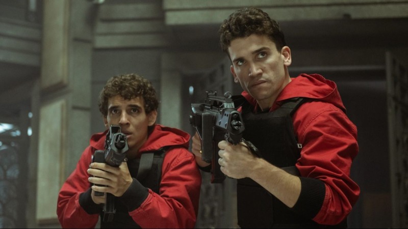 Идеальные для просмотра вечером: 3 блестящих испанских сериала, о которых говорит весь мир