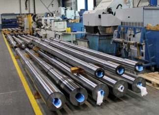 Испанская компания поставила в Россию станок для изготовления артиллерийских стволов