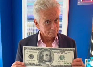 Известный голливудский актер Майкл Дуглас объявил о завершении актерской карьеры: что произошло