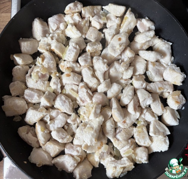 Куриное филе с брокколи и булгуром