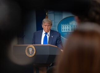 NYT: Санкционная политика администрации Трампа позволила России пополнить военный бюджет