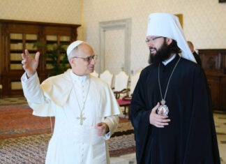 Папа Римский встретился в Ватикане с представителем РПЦ