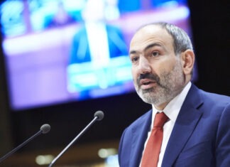 Пашинян пообещал лично заняться «освобождением» Армянской церкви