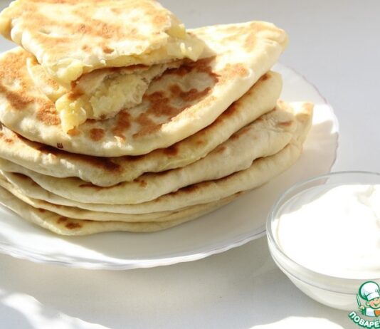 Плоские пирожки с любимой начинкой