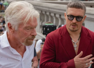 Поттероманы в восторге: чемпион мира Александр Усик признался, что является фанатом «Гарри Поттера»