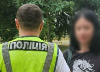 Правоохранители нашли девушку, выкрикивавшую «Слава России» в столичном метро