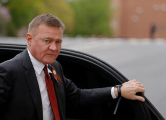 Путин уволил министра транспорта. Он застрелился