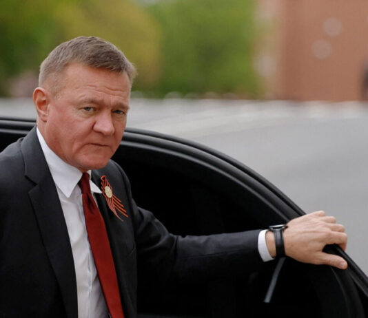 Путин уволил министра транспорта. Он застрелился