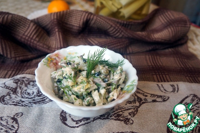 Салат с говяжьим сердцем и маринованными овощами