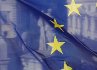 СМИ: Европейские страны собираются взять в кредит миллиарды у ЕС на оружие для Украины