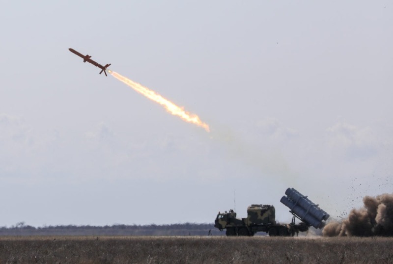 СМИ: Германия профинансирует украинскую крылатую ракету дальностью 2500 км