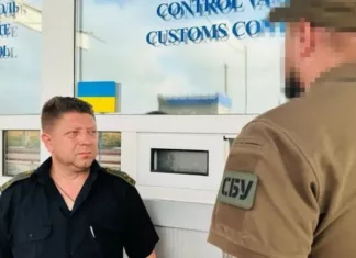 СМИ: На таможнях в трех областях проходят масштабные обыски | ФОТО