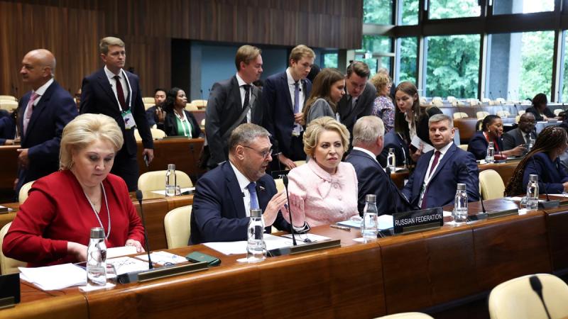 СМИ: Самолет подсанкционной Матвиенко долетел до Женевы благодаря разрешению Италии и Франции