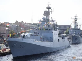 СМИ: В РФ из-за «мер безопасности» отменили главный военно-морской парад