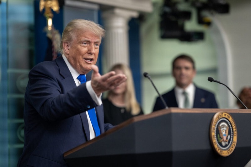 Трамп допустил депортацию Маска