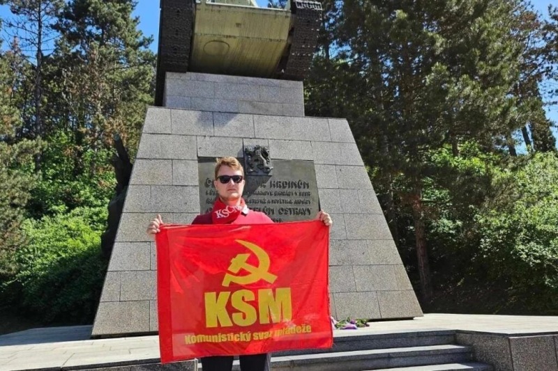 В Чехии коммунизм приравняли к нацизму. За его пропаганду грозит срок