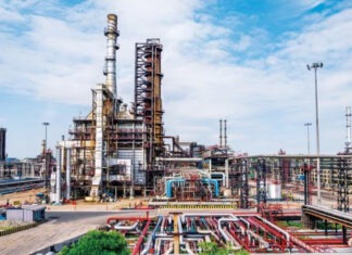 В Индии прислушались к словам Трампа о предстоящем штрафе за экспорт российской нефти