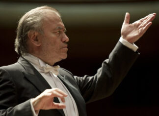 В Италии пытались тайно организовать второе выступление друга Путина