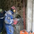 В Киеве спасли мужчину из-под завалов разрушенного дома | ФОТО