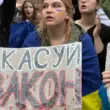 В нескольких городах Украины люди вышли на протест из-за полномочий НАБУ и САП | ФОТО | ВИДЕО