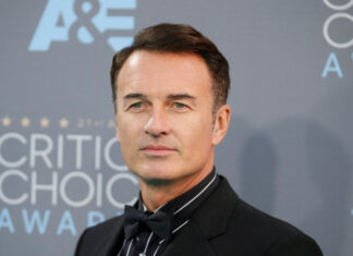 В США умерли звезда сериала «Все женщины — ведьмы» и автор музыки к легендарным «Секретным материалам»