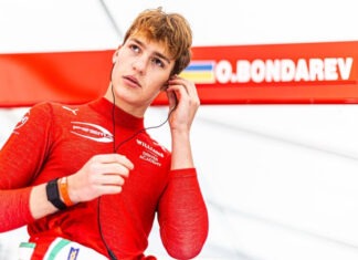 16-летний юноша впервые среди украинцев выиграл гонку Формулы-4