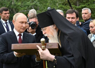 Архиепископ Ситкинский и Аляскинский извинился за встречу с Путиным на Аляске