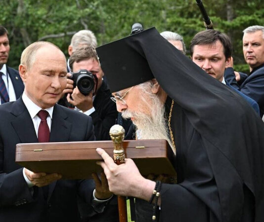 Архиепископ Ситкинский и Аляскинский извинился за встречу с Путиным на Аляске