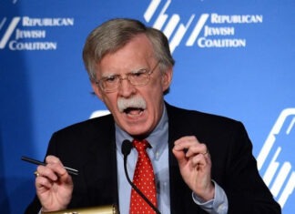 Болтон о приглашении Путина на Аляску: Все быстро склоняется в пользу России