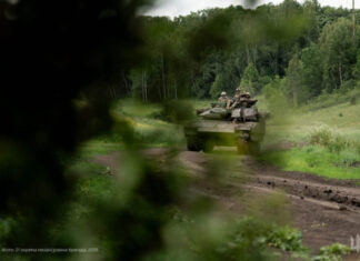 DeepState: Россияне уже заходят в поселок Родинское, что к северу от Покровска