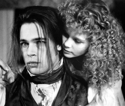 Эти хорроры не дадут заснуть: 4 лучших фильма о вампирах для жутких выходных