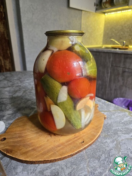 Яблочно-луковые томаты