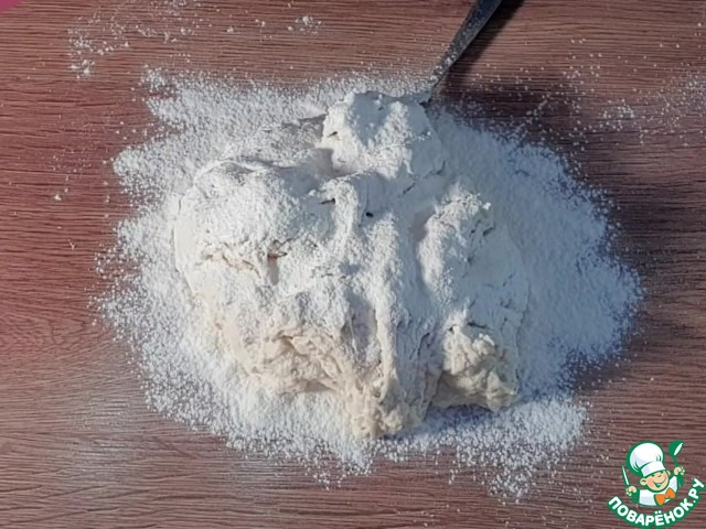 Круглые пирожки с овощами и яйцом