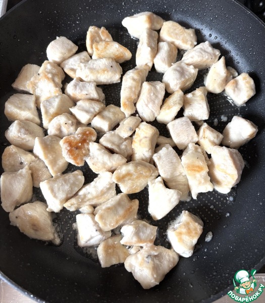 Куриная грудка с брокколи и перцем