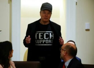 Маск подал в суд на Apple и OpenAI, обвинив в монополизации рынка ИИ