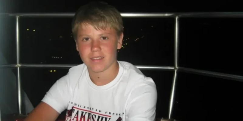 Провел в плену 9 лет: В Украину вернулся гражданский заложник, которого РФ похитила в 17-летнем возрасте