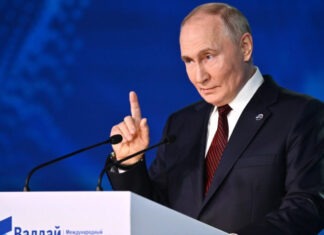 Путин более 30 лет назад открыто заявлял, что восток Украины и Крым являются «частью РФ»