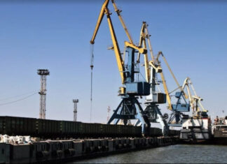 Силы обороны атаковали очередной НПЗ и российское судно с комплектующими к «Шахедам»