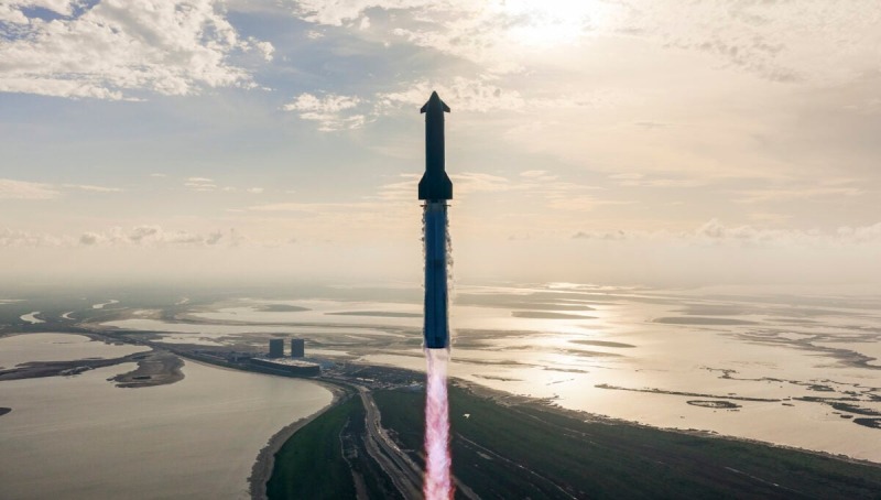 SpaceX запустила ракету Starship после череды неудач | ВИДЕО