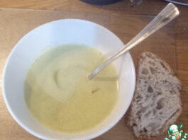Суп из зелёного горошка и шпината
