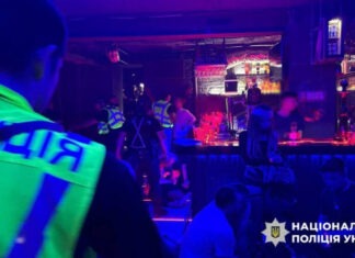 В День траура в столичном клубе устроили шумную вечеринку. Часть участников доставили в ТЦК.