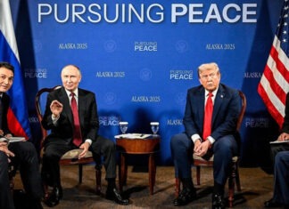 Во время встречи Трампа с Путиным журналистов выгнали из-за вопроса об убийствах мирных жителей в Украине | ВИДЕО