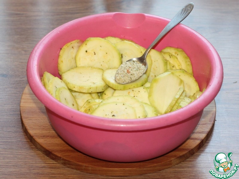 Запеканка с картофелем, кабачками, мясным фаршем